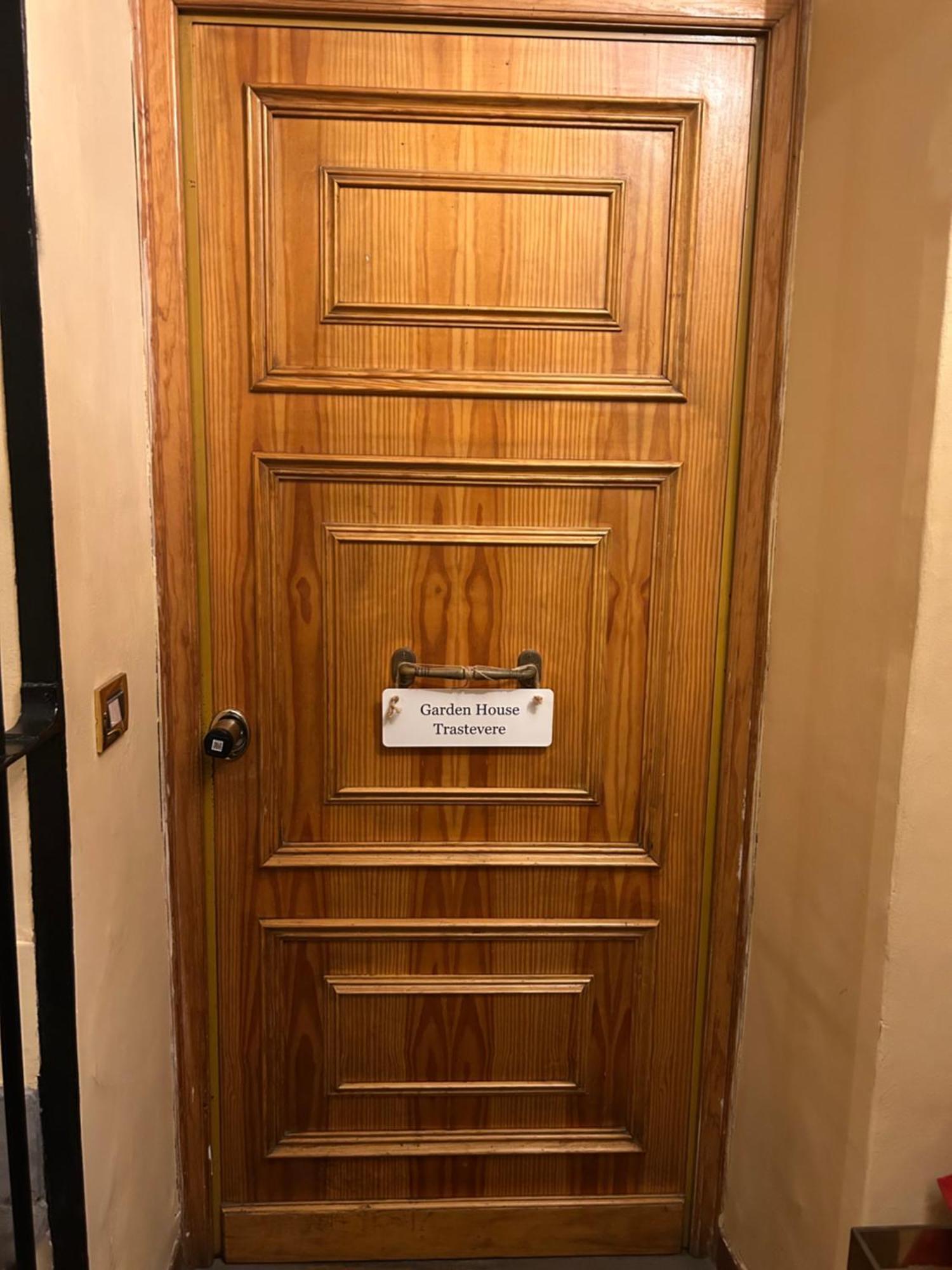 Garden House Trastevere ローマ エクステリア 写真